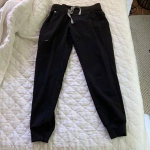 FIGS Zamora Jogger Scrub Pant